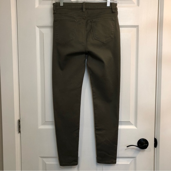 Green High Waisted Jeans - Picture 6 of 14